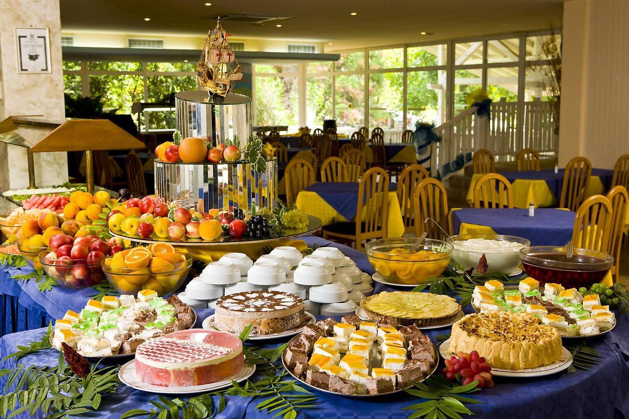 Hotel Oasis البينا المظهر الخارجي الصورة