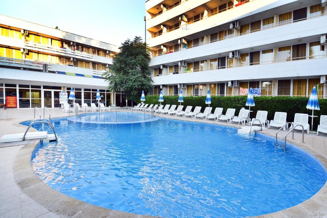 Hotel Oasis البينا المظهر الخارجي الصورة